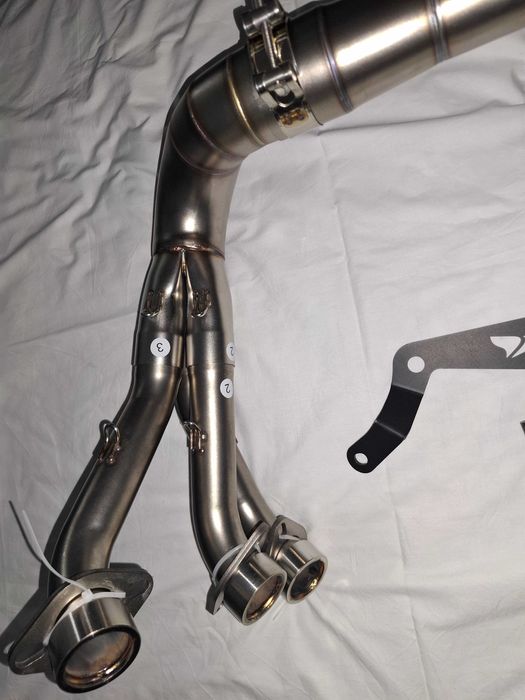 Escape Yamaha mt-09 xsr 900 tracer GT Tipo leovince