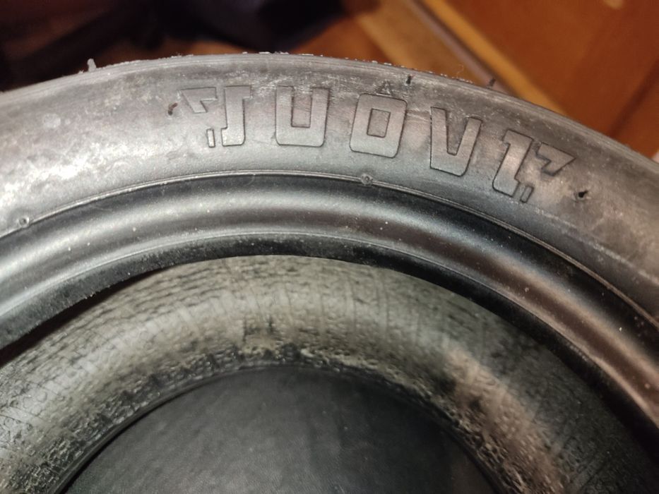 Покришки  10" товщиною 3",4,5; 5,5; внутрішній розмір  6 і 6,5 електрокамоматів