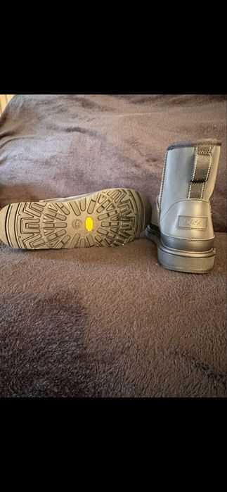 Ugg classic mini reflective