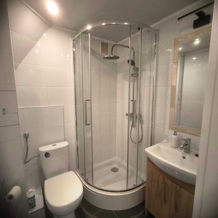 Mieszkanie 51 m² 2 pokoje, kuchnia, balkon, blisko UM