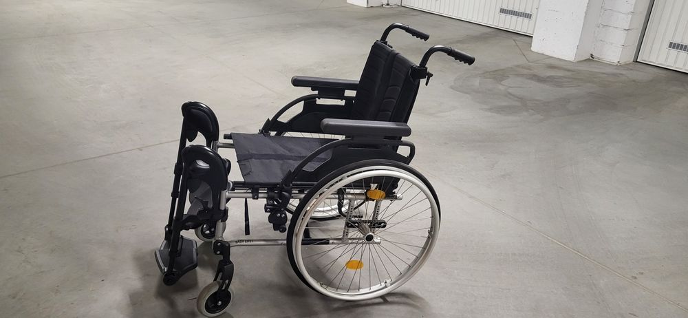 Nowy wózek inwalidzki Quicke live i