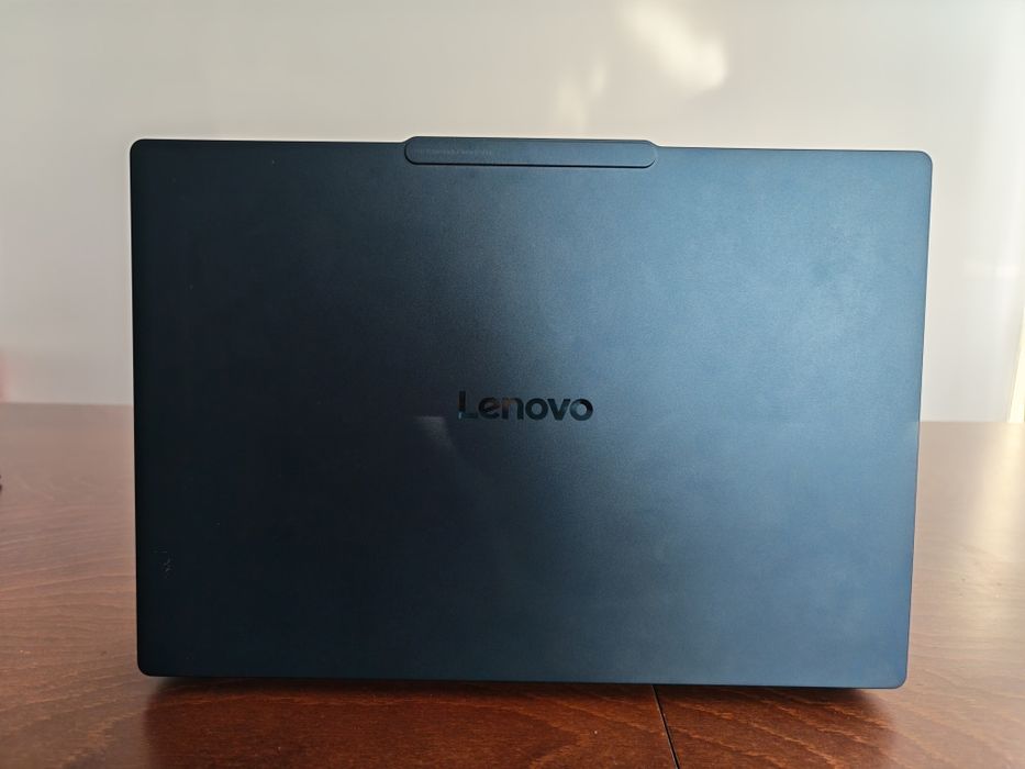 Lenovo Yoga Slim 7 14Q8X9 14.5