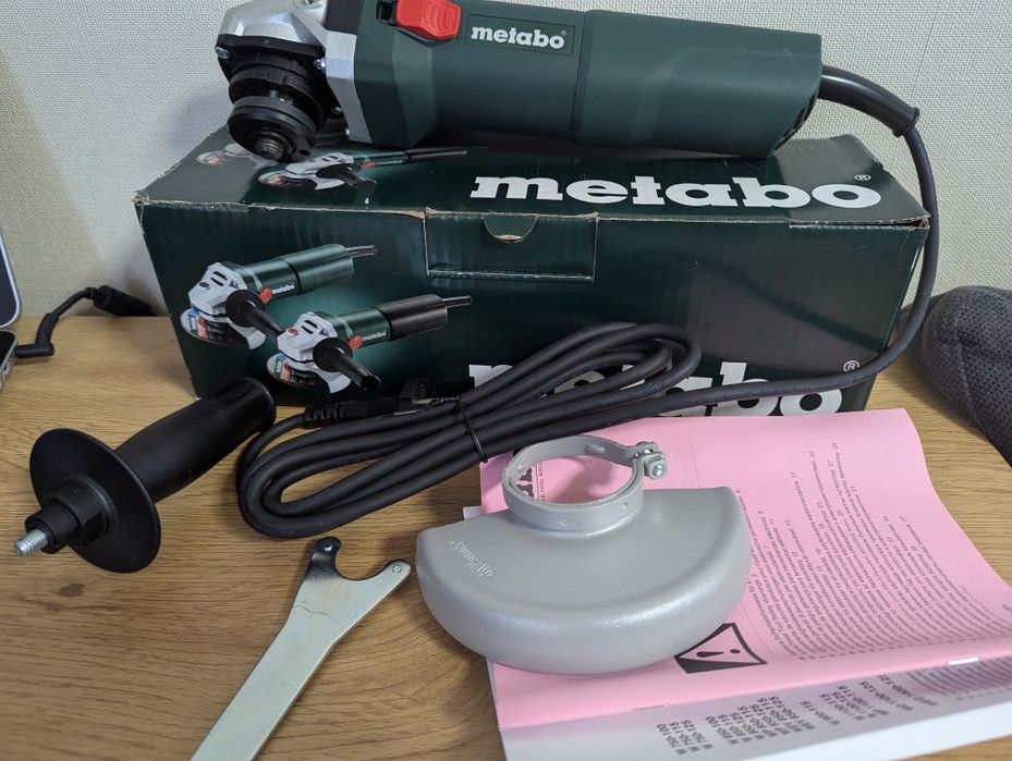 Углова шліфувальна машина Metabo W 1100-125 Нові Болгарка (603614010)