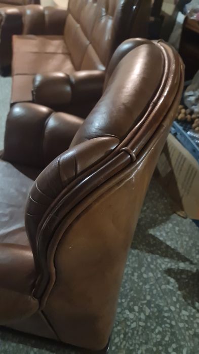 Jogo de Sofá Castanho em Pele