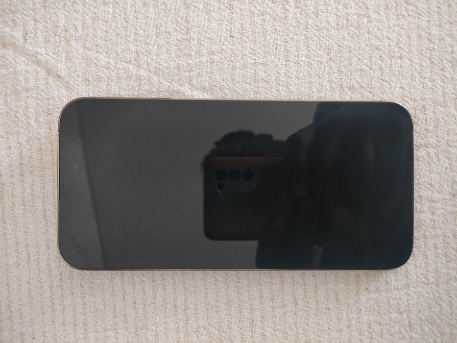 iPhone 14 pro max 138 GB dourado