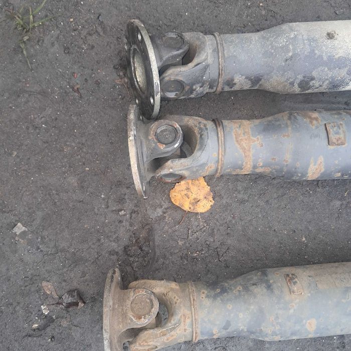 Кардан карданний вал середній Sprinter LT 1996-2006 Спрінтер