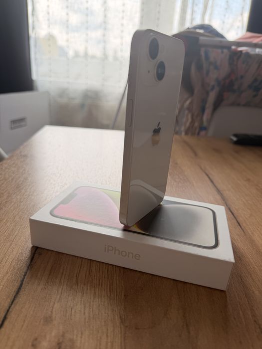 iPhone 14 128 GB – stan bardzo dobry + nowy pokrowiec+ kabel