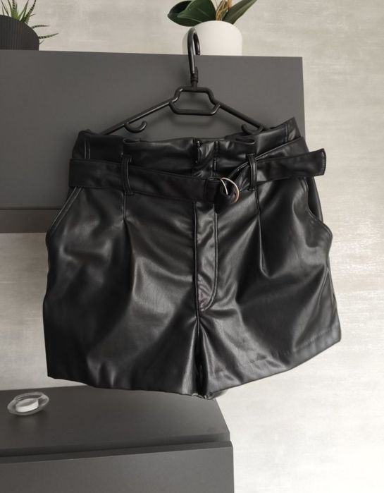 шорти жіночі шкіряні H&M