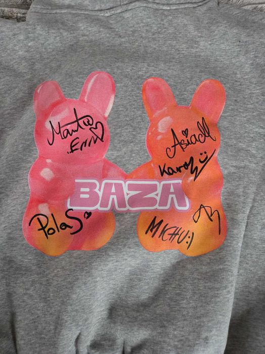 Bluza Baza z autografami