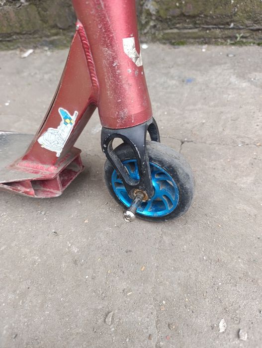 Продам трюковой самокат