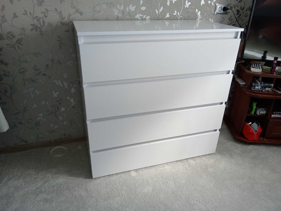 Продам нові комоди