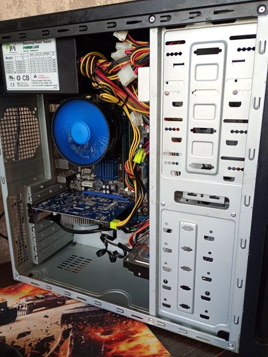 Компьютер Intel Quad Q9400. GTX 650. 8Gb DDDR3 .