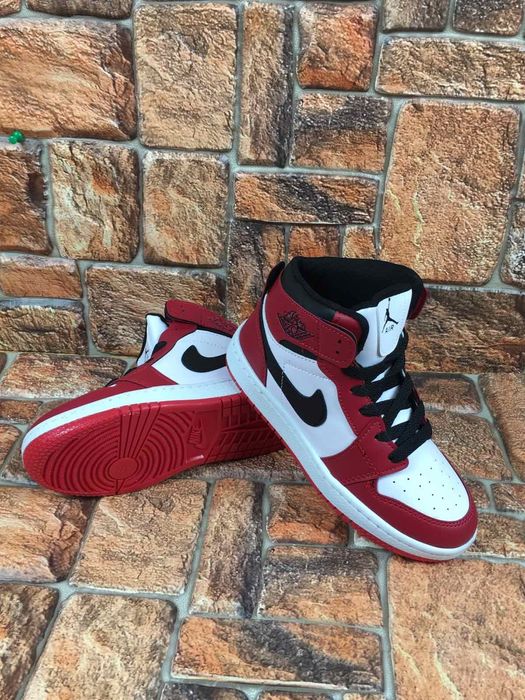 Кросівки дитячі Кроссовки хайтопы детские NIKE JORDAN