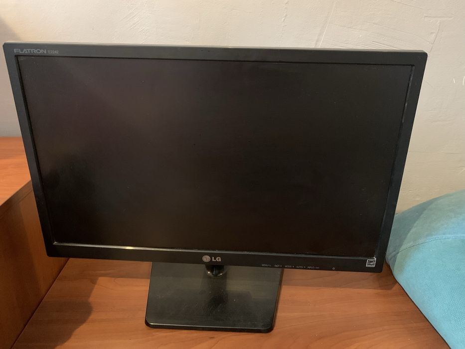 Игровой пк i7 6700 5700xt с монитором