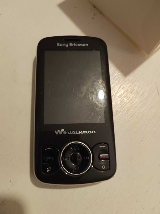3 stare telefony nokia 6300 Sony Ericsson Spiro w100i walkman i manta