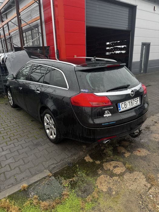 Insignia a cala na czesci 2.0 cdti kod lakieru Z22C