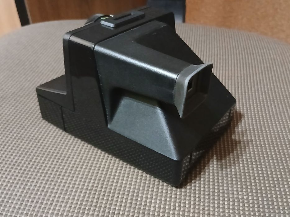 Продам Polaroid 2000