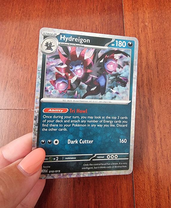 4 Cartas Pokémon Foil - Hydreigon, Miraidon, Roaring Moon e Pikachu