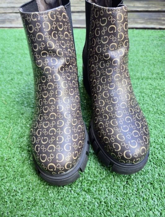 Buty damskie GUESS