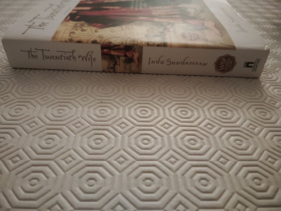 Livro Escrito Em Língua Inglesa The twentieth Wife Usado