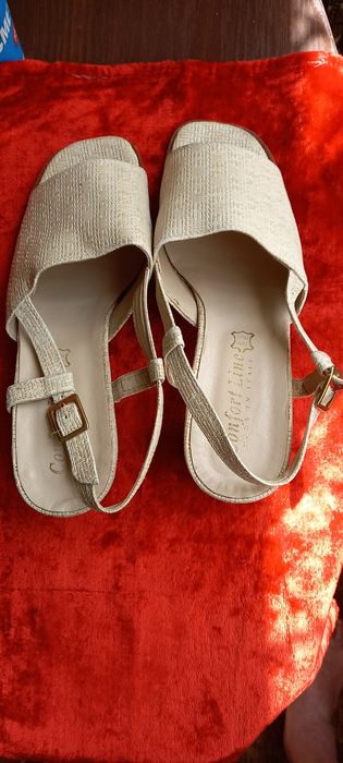 Летние женские босоножки 39 рр.