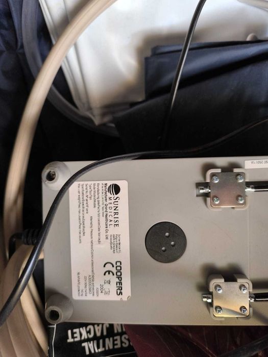 cama articulada elétrica e cadeirão
