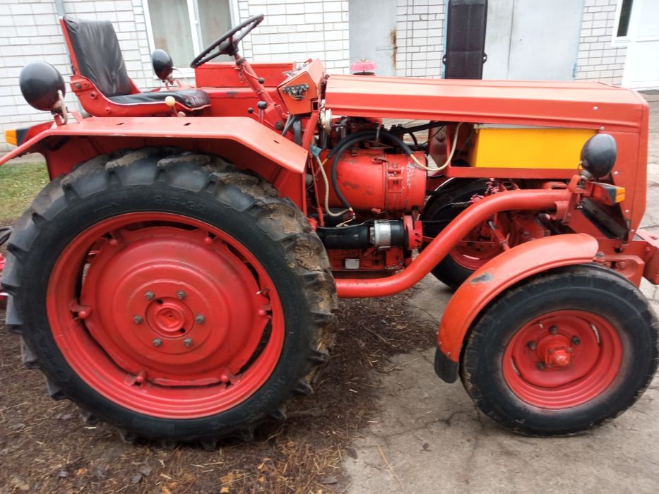 Продам трактор АТ-1, Т-25