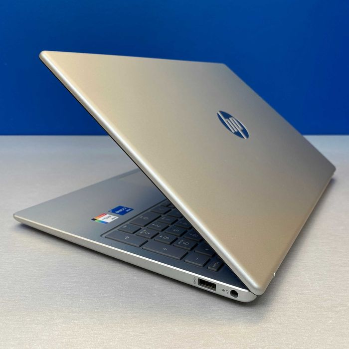 HP 15-FD0117NP | 15.6" FHD | i5-1334U | 16GB | 1TB SSD