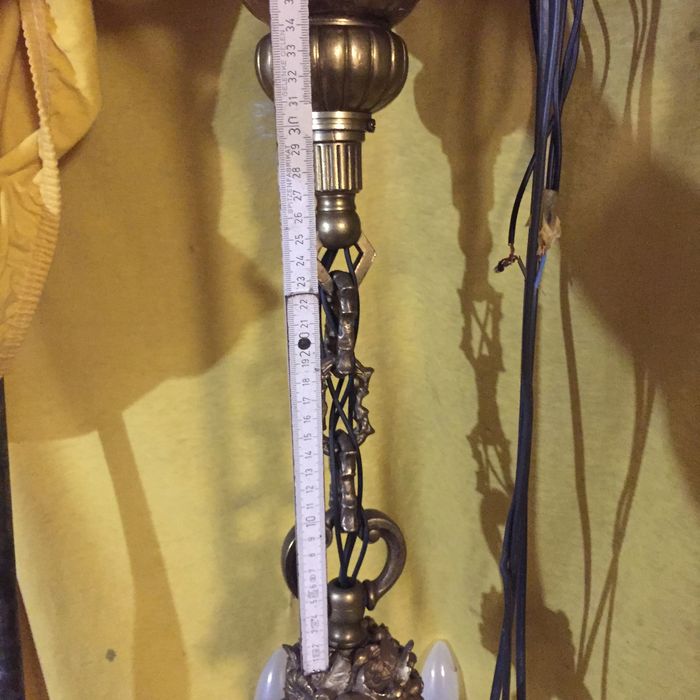 Wyjatkowy zyrandol mosiezny-12 ramienny