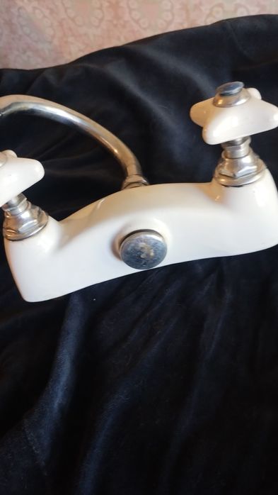 Змішувач для кухні керамічний