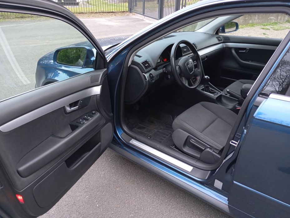 Audi A4 B7 benzyna