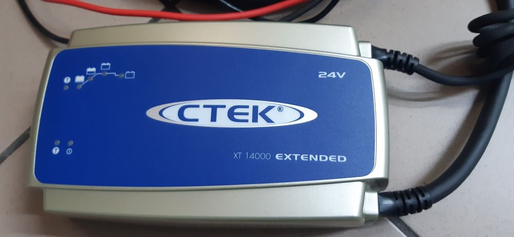 Ładowarka-CTEK-XT 14000 Extended.