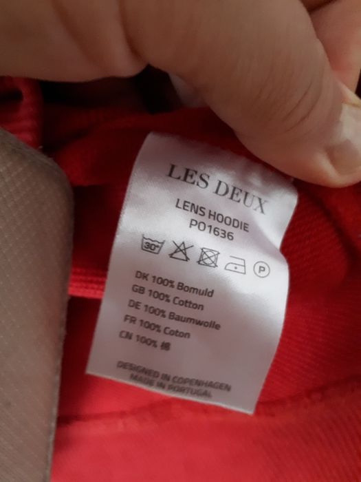 Czerwona bluza męska Les deux s