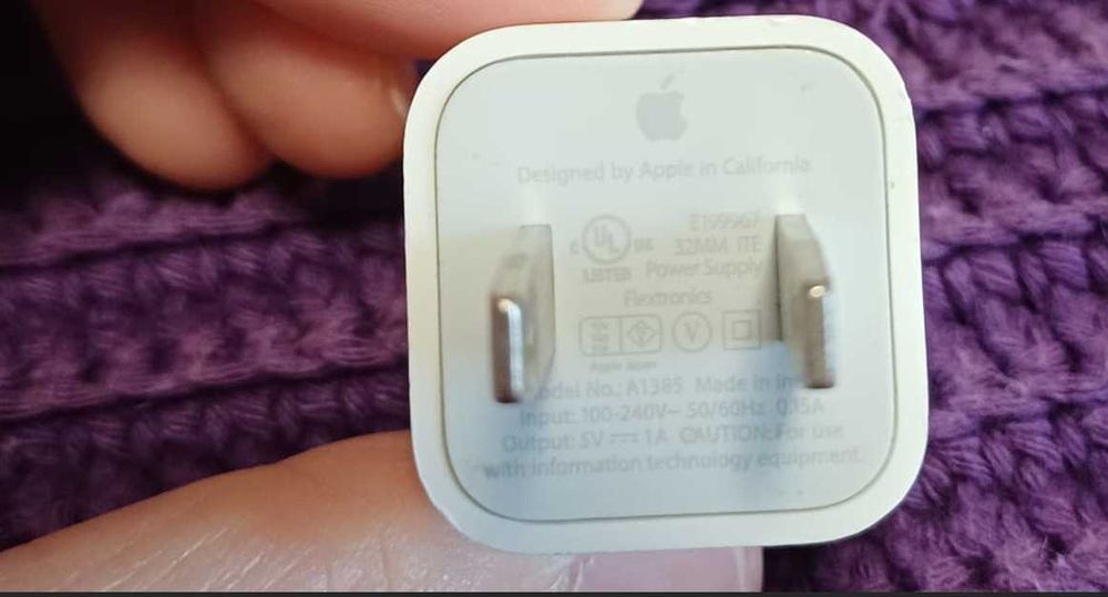 2 Adaptadores Apple Originais – US Power Adapter USB (A1385)