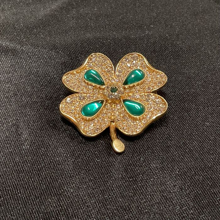 Broche biju,peça vintage 5 cm