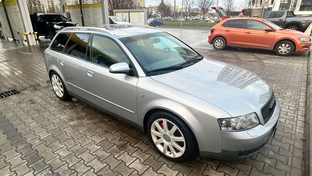 Audi A4 Avant Audi A4 B6 1.8T Quattro BEX 6-biegowy manual 225KM S-line wewnętrzny