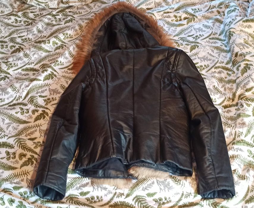 Skórzana kamizelka/  kurtka z futrem lisa s/m