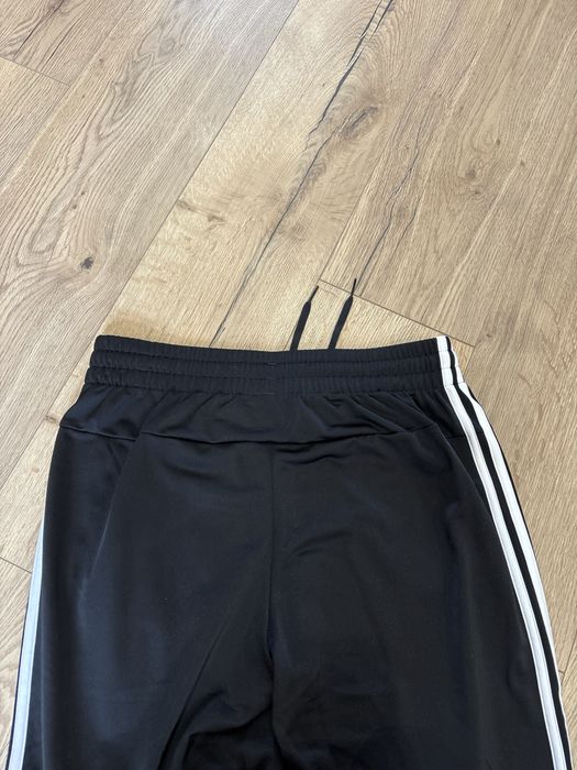 Спортивкі adidas оригінал