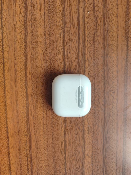 Airpods pro segunda geração, brancos, preço negociável!
