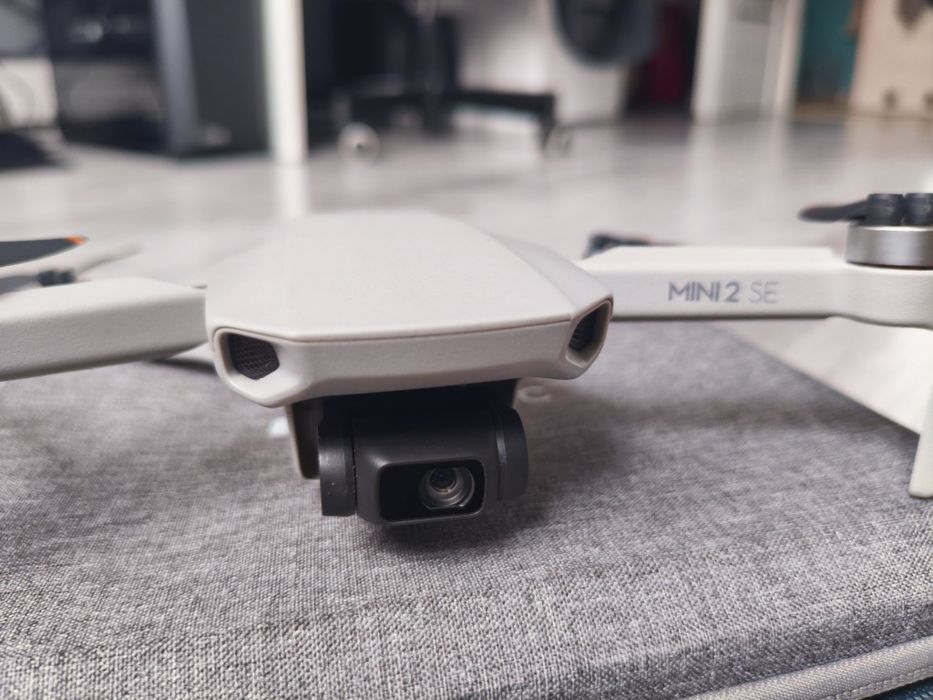 Dron DJI Mini 2 SE jak nowy mały lekki