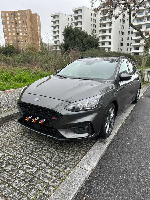Ford Focus St Line 1.5 Gasóleo