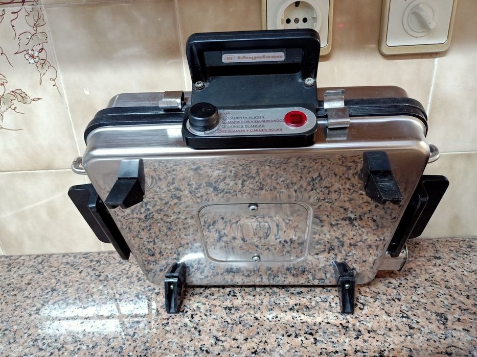 Tostadeira grelhador torradeira casa quarto apartamento vivenda carro.