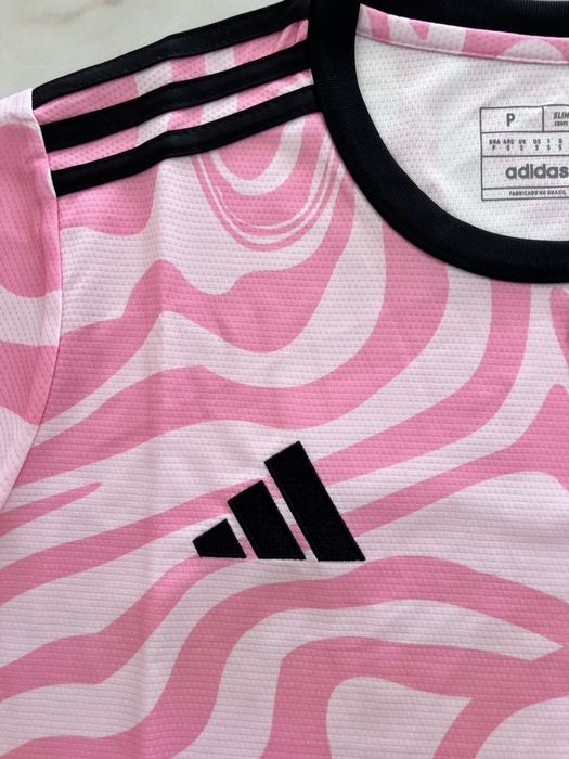 Camisola de Futebol do Flamengo Rosa