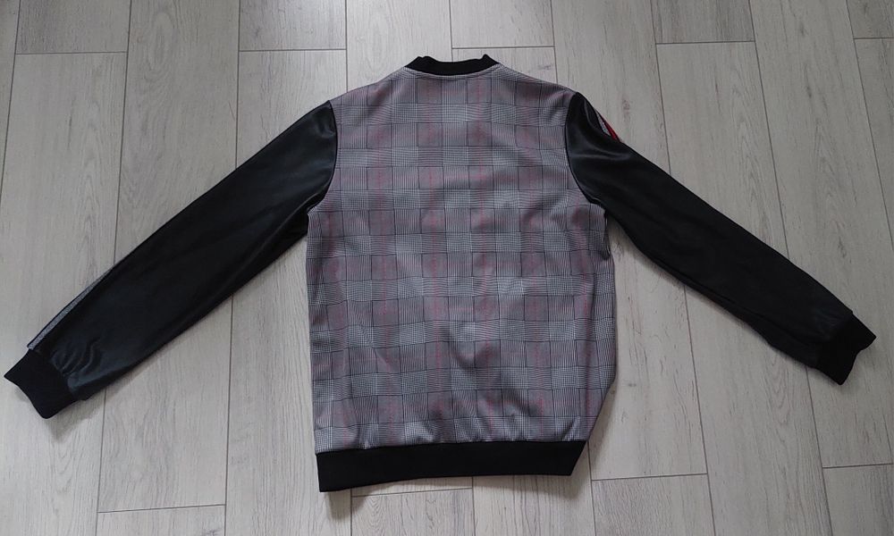 bluza zapinana Delorian