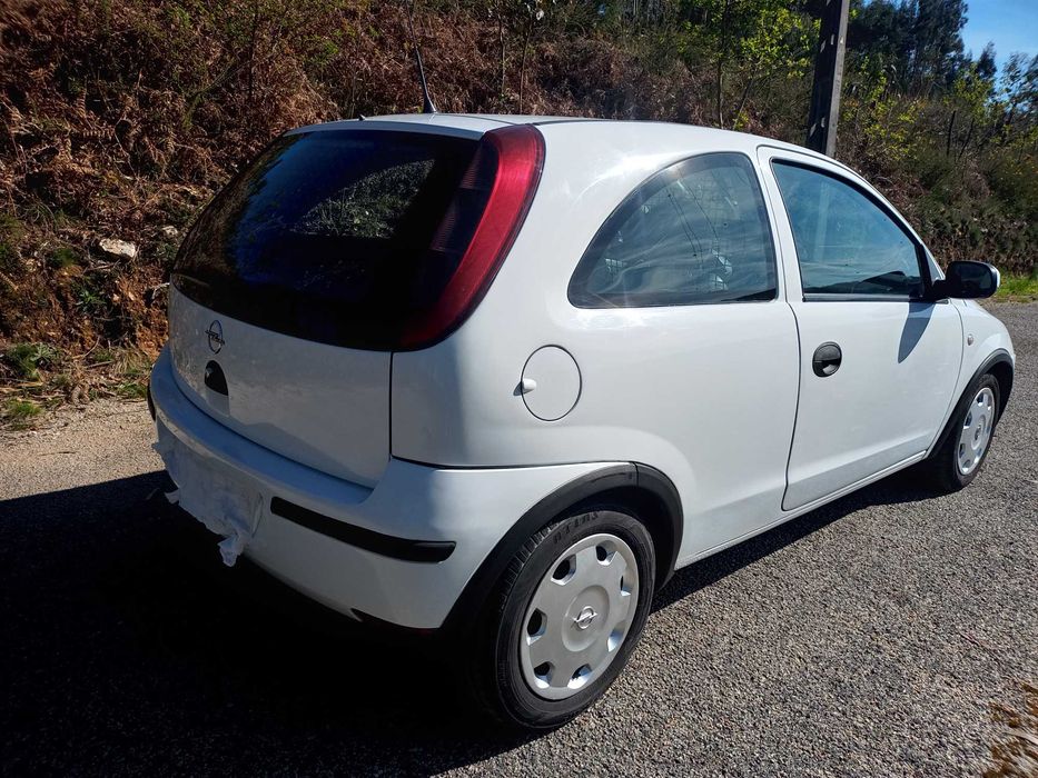 Corsa 1.3  2 lugares