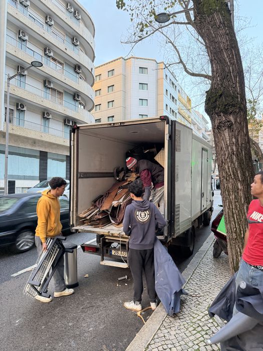 Recolha de entulho e mudancas