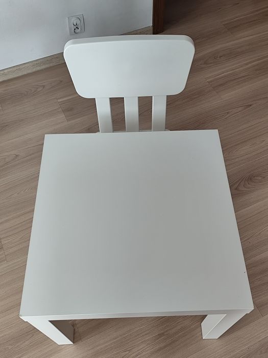 Stolik dziecięcy i krzesełko