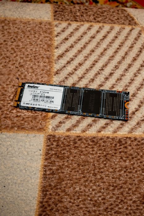 Продам м2 ссд диск