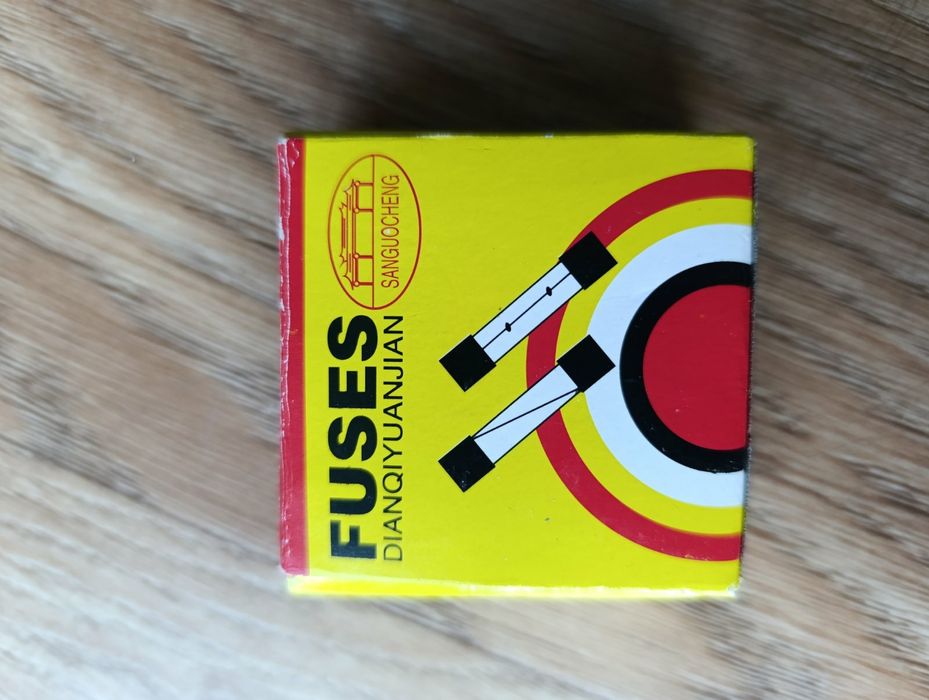 Предохранители 1 А. Новые.