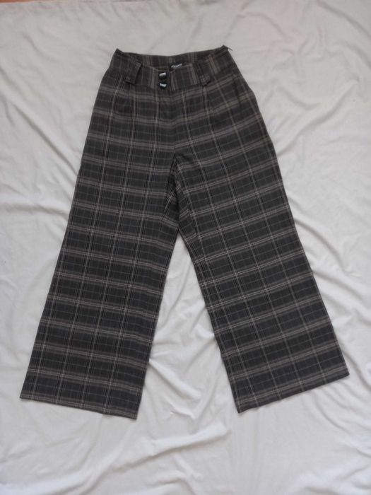 Брюки жіночі, кюлоти